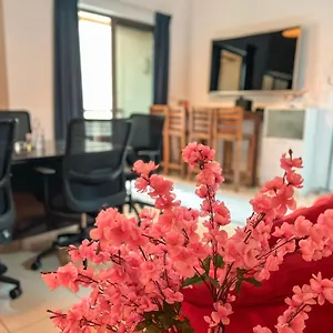  Hostel Urban Panda Sadaf Jbr